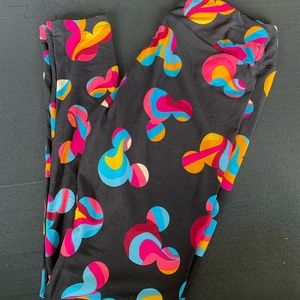 Lularoe Disney OS leggings